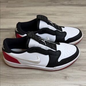 NIKE AIR JORDAN Low-Top Sneakers in White, Black & Red size 8